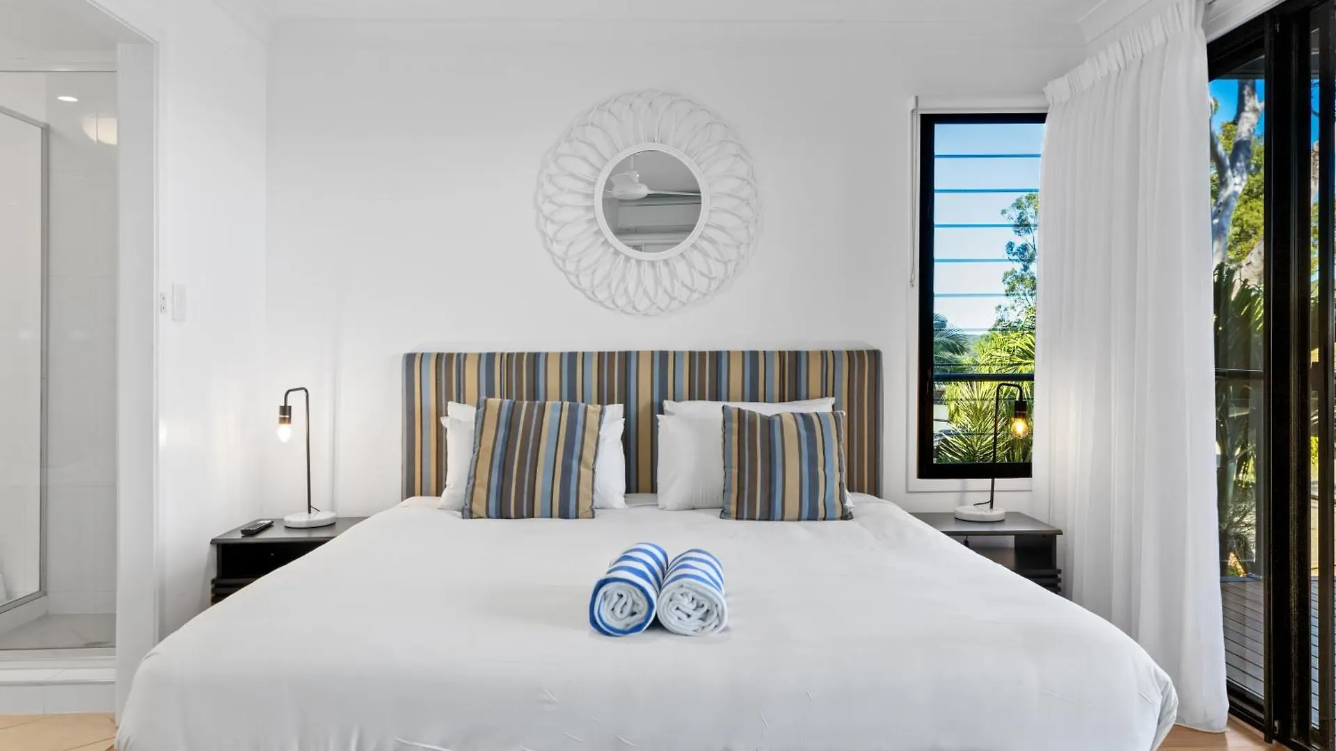 Shorelines Apartments On Hamilton Island By Hiha
