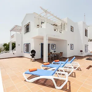 https://luxury-beach-fayna.in-canary-islands.com