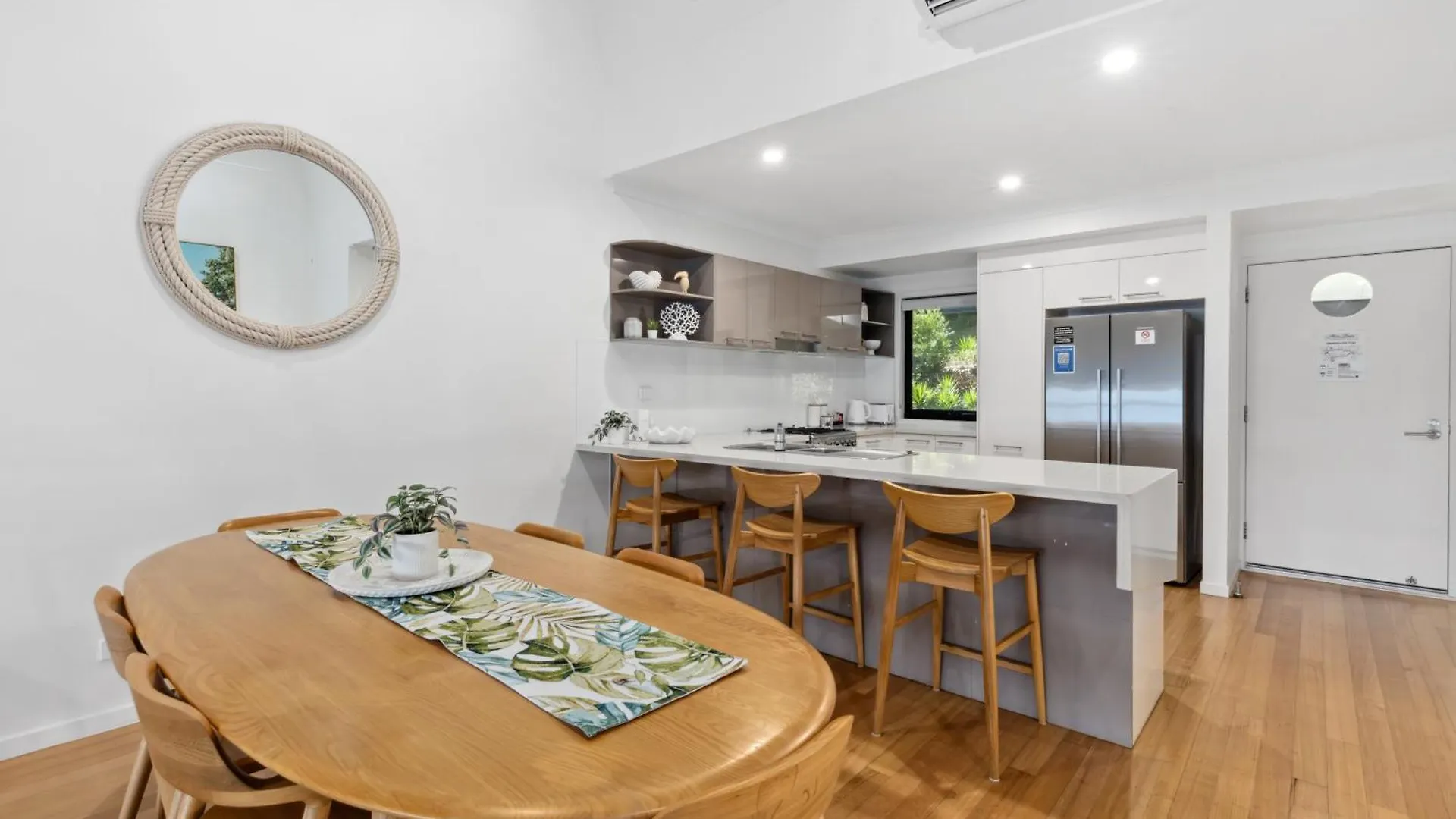 Shorelines Apartments On Hamilton Island By Hiha