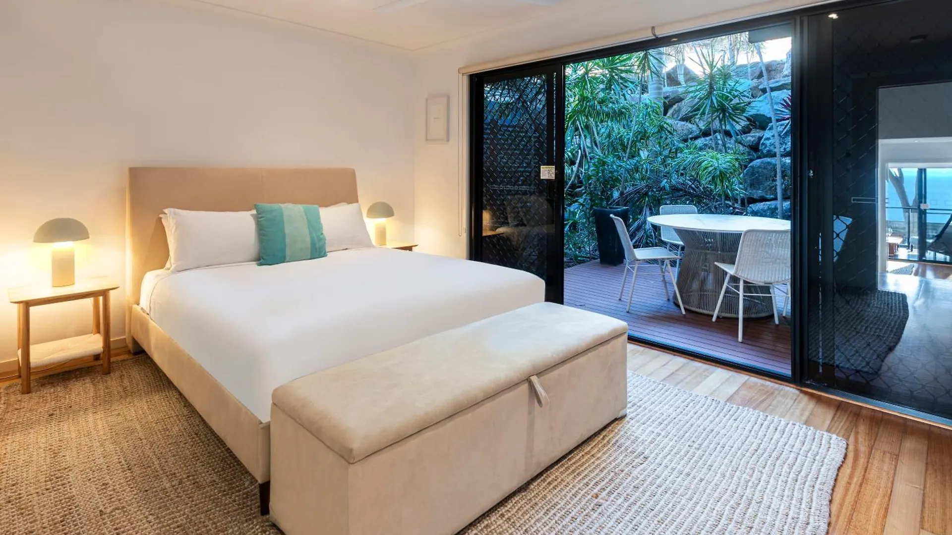 Shorelines Apartments On Hamilton Island By Hiha 0*,